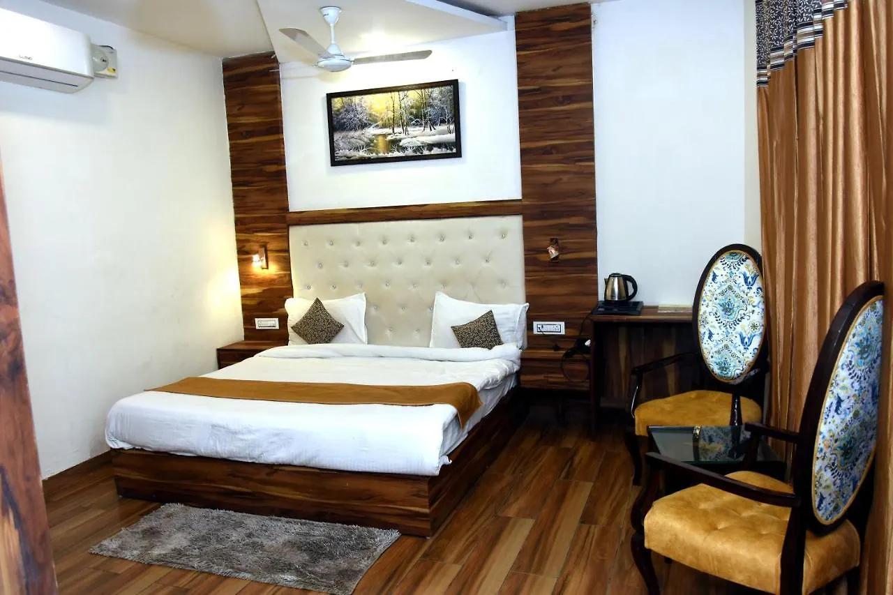 Hotel D Plaza Zirakpur