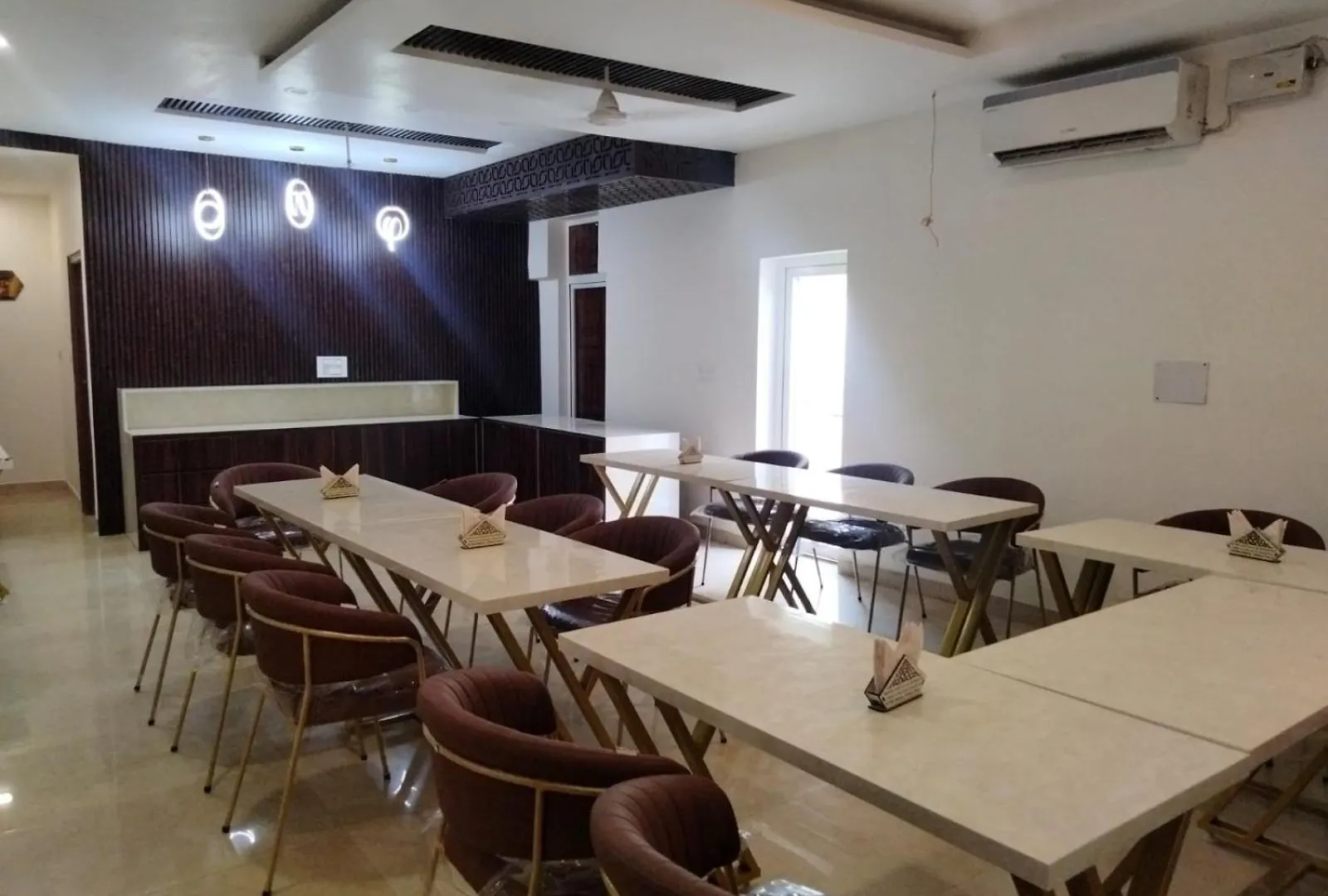 Hotel D Plaza Zirakpur 3*,  India