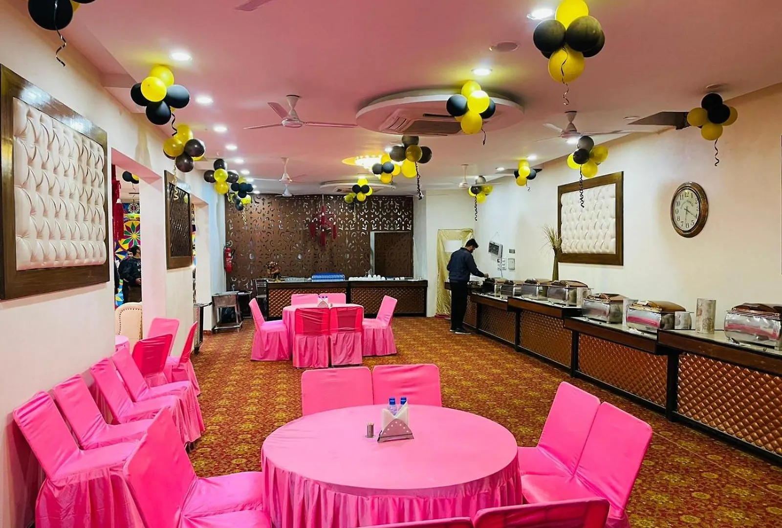 ***  Hotel D Plaza Zirakpur India