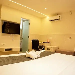 Lime Tree Hotel