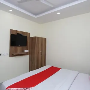 https://oyo-30462-hotel-ivy.hotelsdelhi.org
