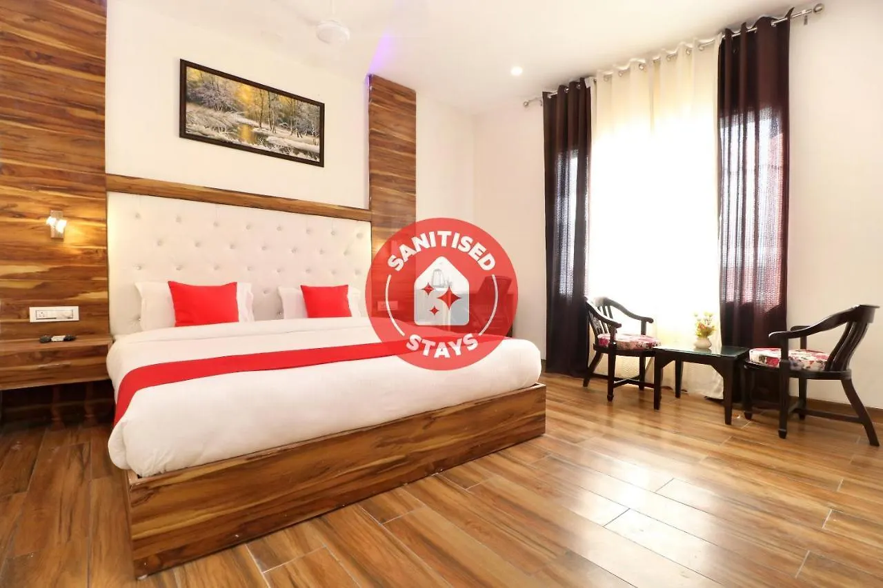Hotel D Plaza Zirakpur India